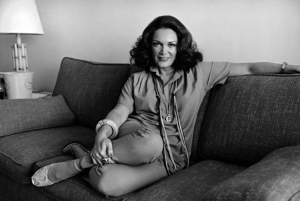 Legendary Singer Connie Francis Dies at 87.