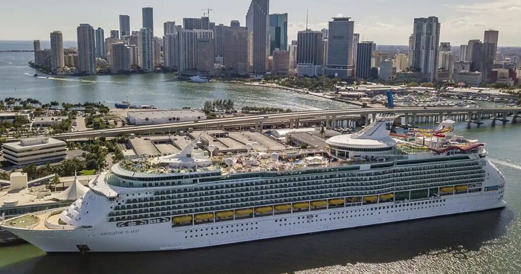cruise ship illness 2025: Caribbean Cruise Turns Nightmare as Stomach Bug Outbreak 140+ Passengers and Crew